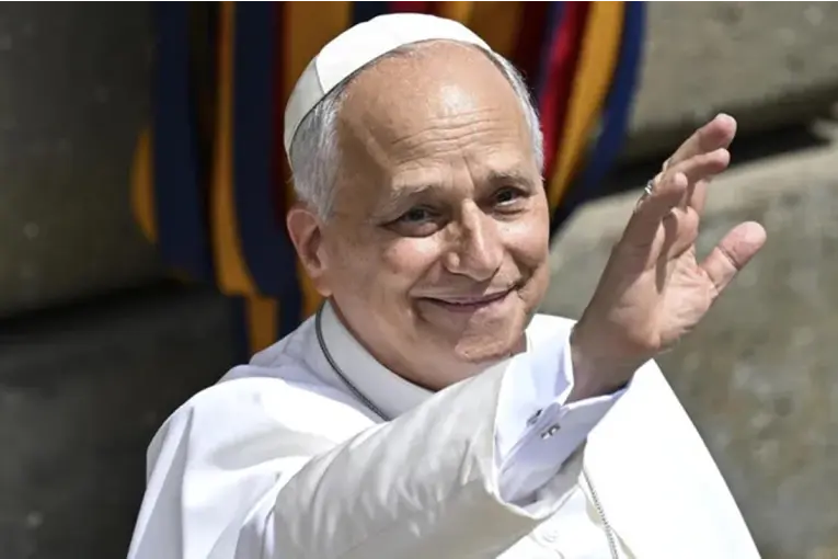 El Vaticano confirmó que el papa León XIV será operado este martes de un nódulo pulmonar