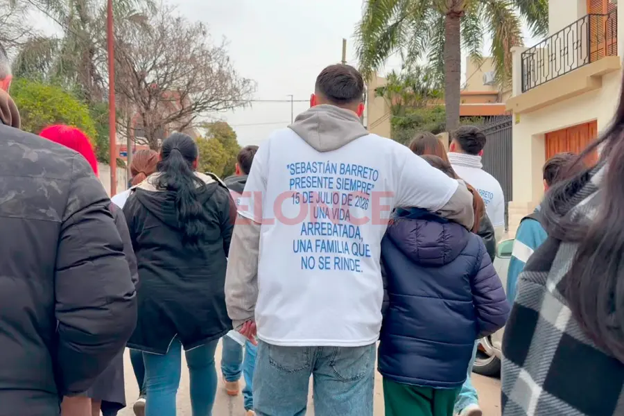 Pedido de justicia por el crimen de Sebasti&aacute;n Barreto en Diamante (foto Elonce)