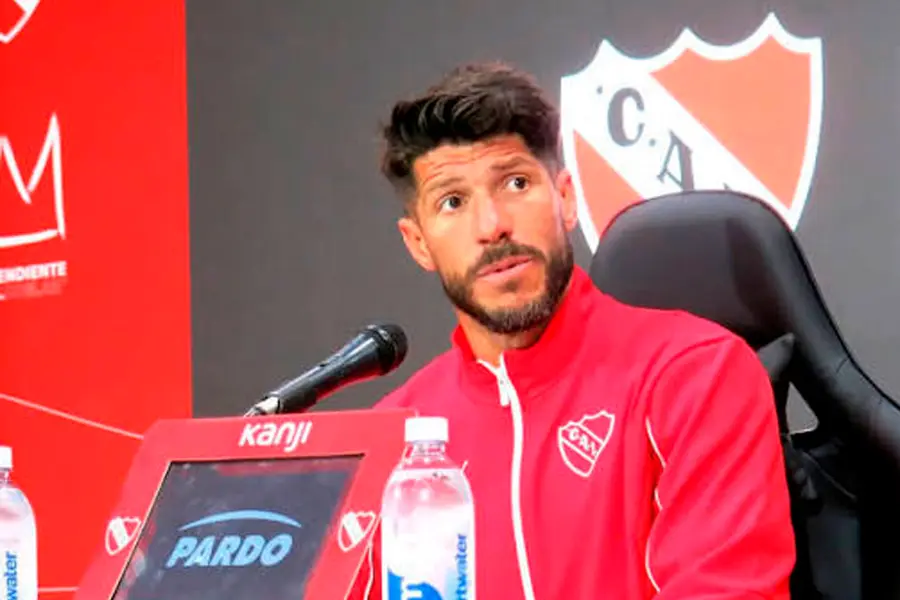 Carlos Matheu fue informado de que deber&aacute; hacerse cargo de los entrenamientos.