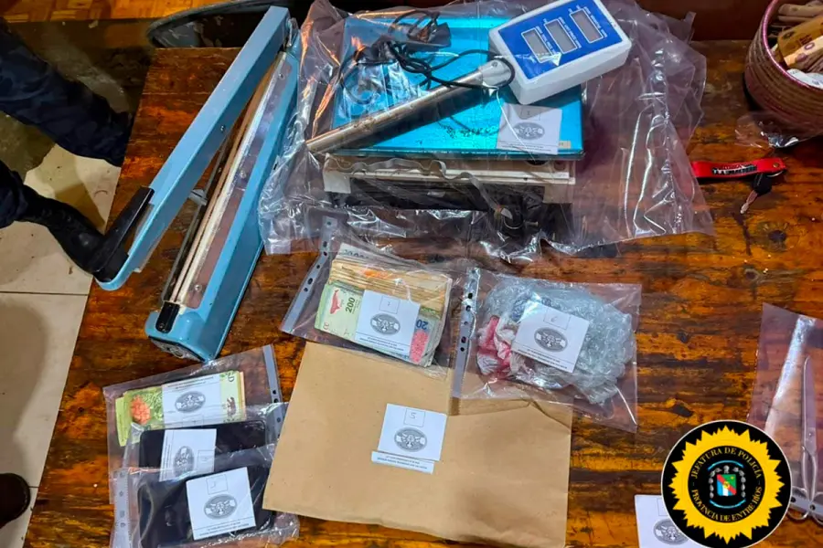 Operativo contra el narcomenudeo en Colón (foto Policía de Entre Ríos)