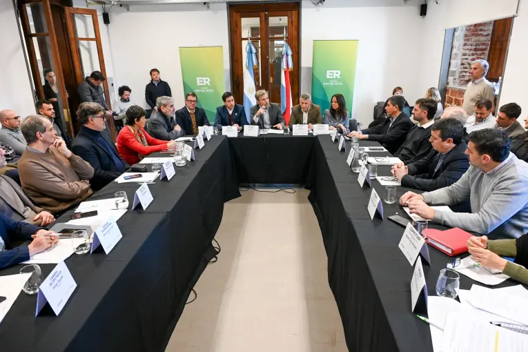 Ente Mixto de Turismo: el gobierno provincial anunció beneficios impositivos, energéticos y créditos para el sector