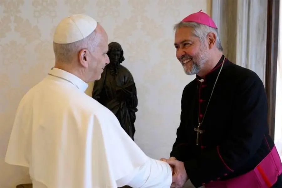 El arzobispo Jorge Eduardo Scheinig fue recibido por el Papa