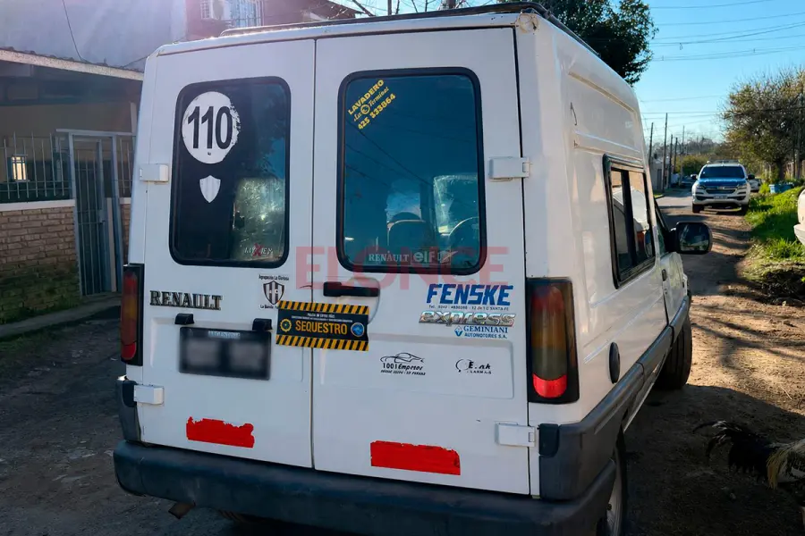 Secuestraron veh&iacute;culos por la agresi&oacute;n a jugadores de Patronato (foto Elonce)