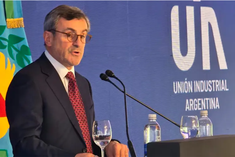 La UIA alertó por la caída de la actividad y el empleo: “La economía no puede medirse solamente por la inflación”