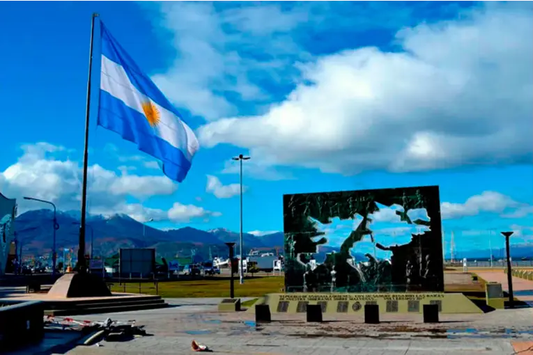 Ley de Defensa de la Soberanía: penas de hasta 20 años por explotar recursos en Malvinas y otros puntos principales
