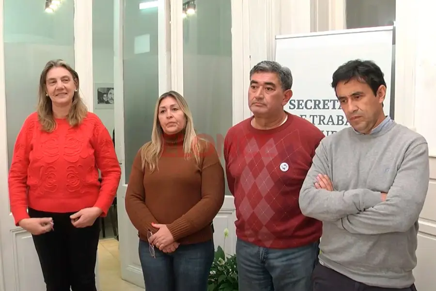 Los representantes docentes.