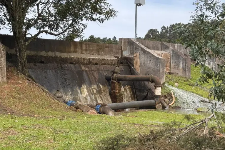 Alerta en el sur de Brasil por riesgo de colapso de una represa: evacuaron a 170 personas