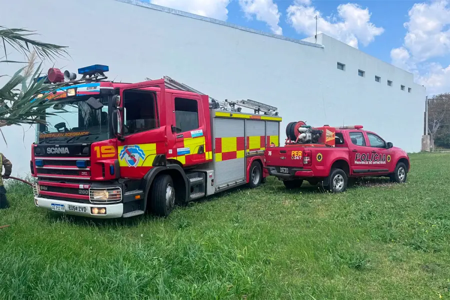 (Bomberos Voluntarios Paraná)