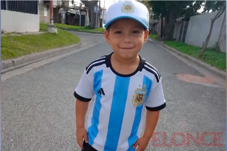 Pagó $100.000 por una rifa para ayudar a Nehitan, ganó y le donó el premio al niño