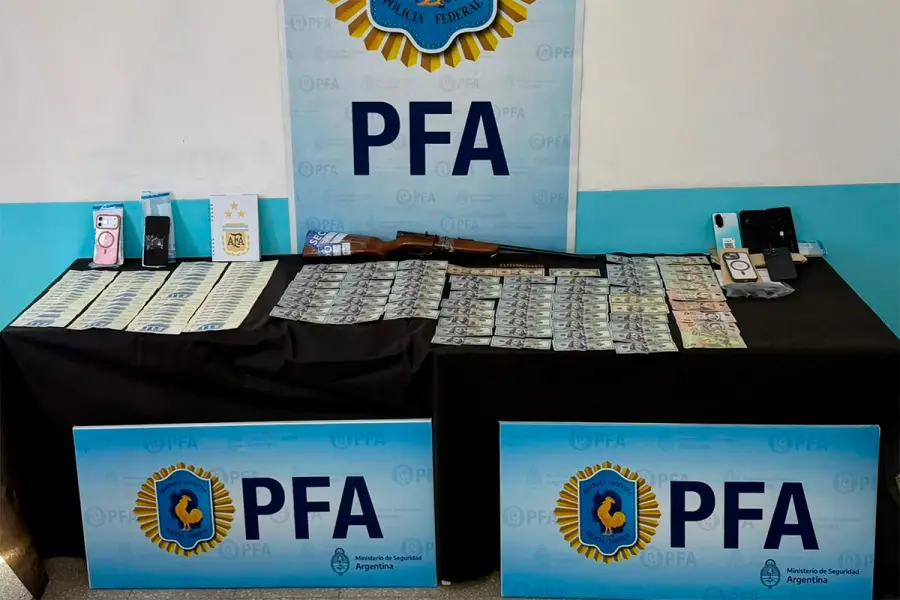 Investigaci&oacute;n por contrabando de cigarrillos hacia Uruguay (foto Polic&iacute;a Federal Argentina)
