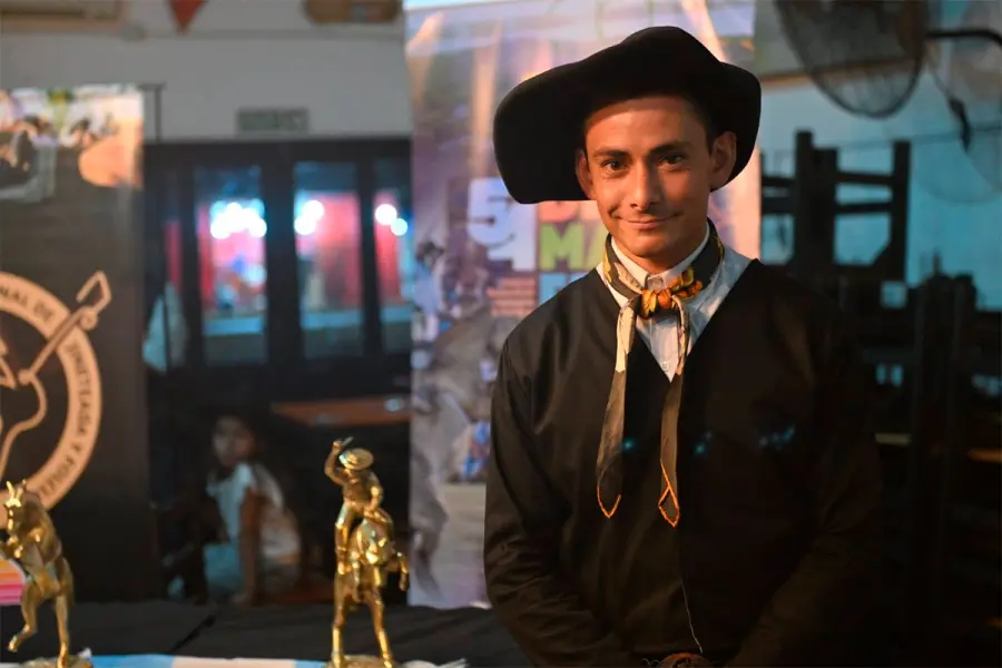 Agust&iacute;n Leiva clasific&oacute; a Jes&uacute;s Mar&iacute;a 2027.-