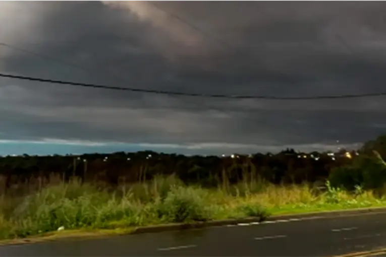 Rige alerta amarilla por tormentas para seis departamentos de Entre Ríos: lluvias y posible granizo