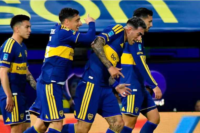 Boca Juniors goleó 3-0 a Unión y estiró su invicto a 16 partidos
