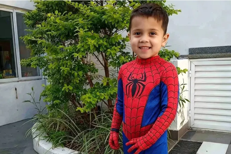 Stéfano cumple 5 años mientras espera un trasplante y tendrá un festejo de Spider-Man