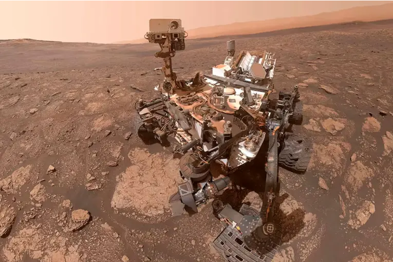 La NASA mostró una panorámica única del amanecer en Marte