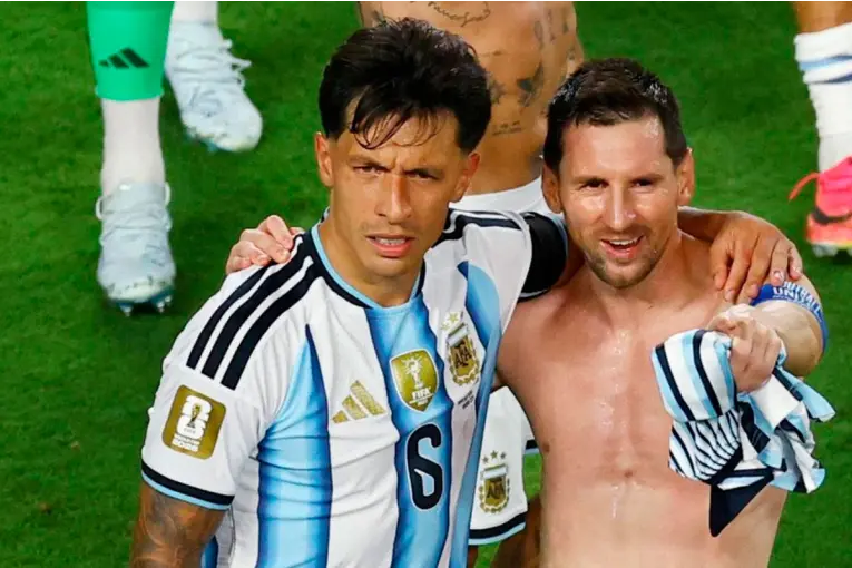 Lisandro Martínez despidió a Messi con una confesión: “Lo amo con todo mi corazón”