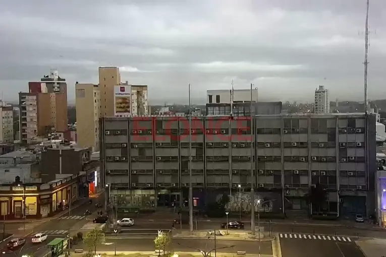 Tiempo en Entre Ríos: lunes con lluvias y una mejora prevista desde la tarde