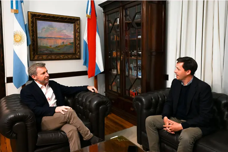 Frigerio y el intendente de Nogoyá coordinaron obras y conectividad para la ciudad
