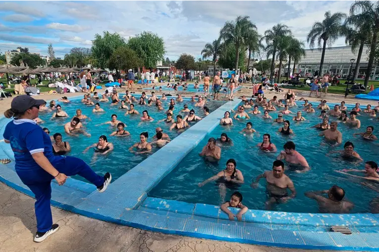 Colón alcanzó el 70% de ocupación turística durante el fin de semana largo y confirmó que no hay evacuados