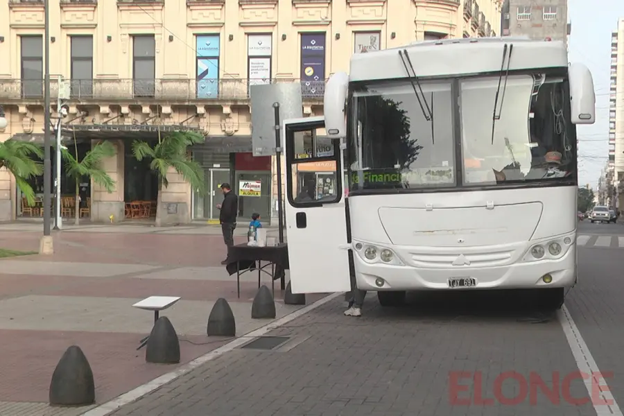 Colecta de sangre en Paran&aacute; (foto Elonce)