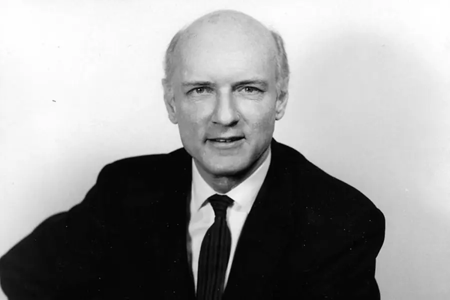 El f&iacute;sico austr&iacute;aco Heinz von Foerster, autor de la teor&iacute;a.
