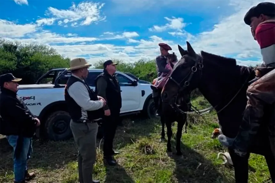 La Polic&iacute;a despleg&oacute; 90 efectivos, drones, caballos y perros especializados.-