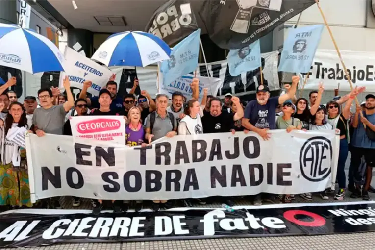 La Justicia ordenó a Fate pagar $1.200 millones en salarios adeudados a 200 trabajadores