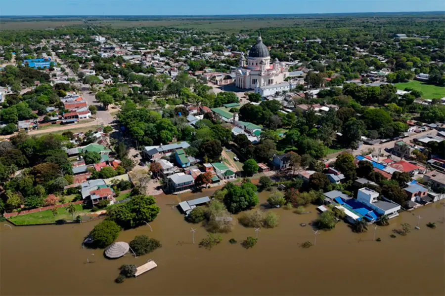 Inundaci&oacute;n r&eacute;cord en Itat&iacute; (foto Juano Tesone / Clar&iacute;n)