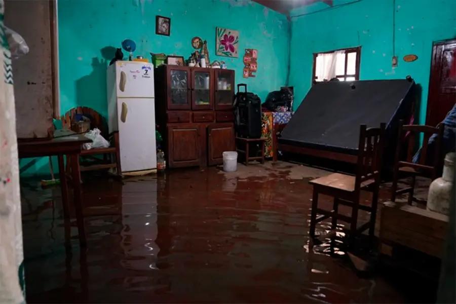 Inundaci&oacute;n r&eacute;cord en Itat&iacute; (foto Juano Tesone / Clar&iacute;n)