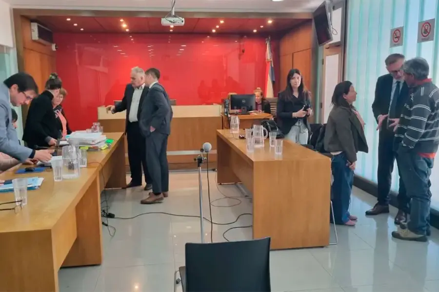 (Ahora).