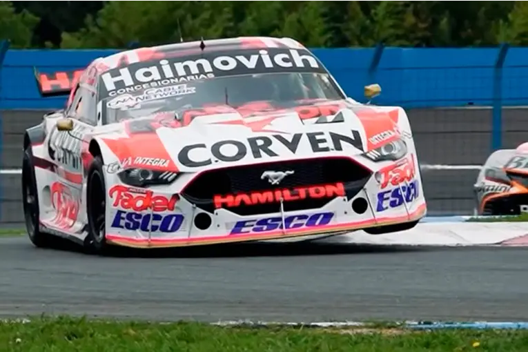 Mariano Werner largó 16° y terminó tercero en una gran remontada en el TC de Rosario