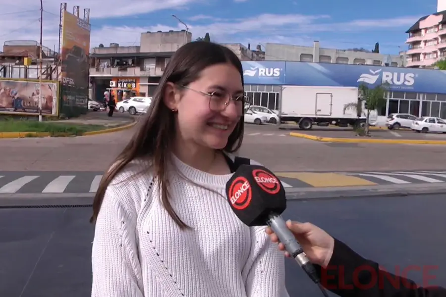 Macarena, profesora acompa&ntilde;ante (Elonce)