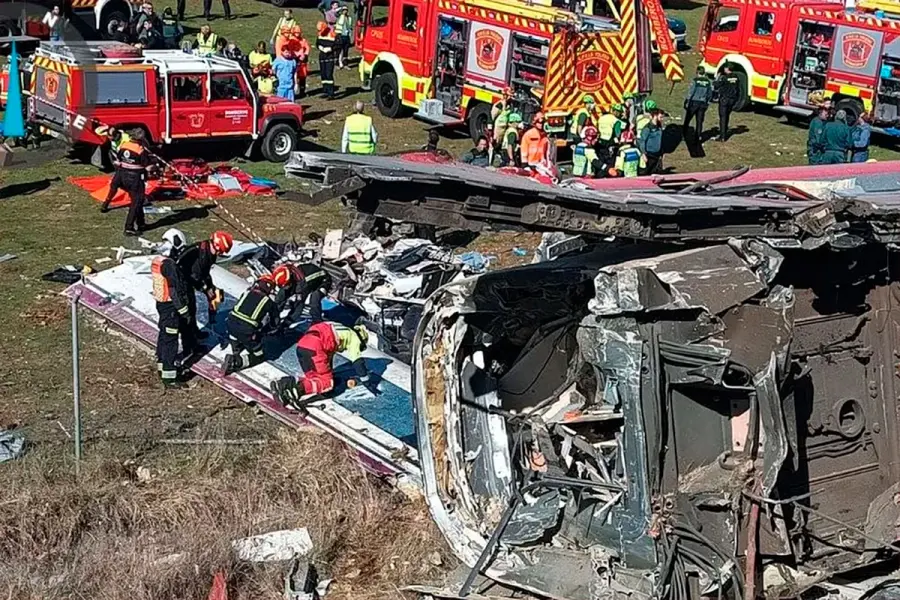 Tragedia ferroviaria en Espa&ntilde;a. (El Mundo).