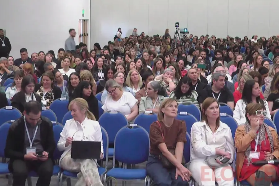 Congreso Provincial de Educaci&oacute;n Secundaria en Paran&aacute; (foto Elonce)